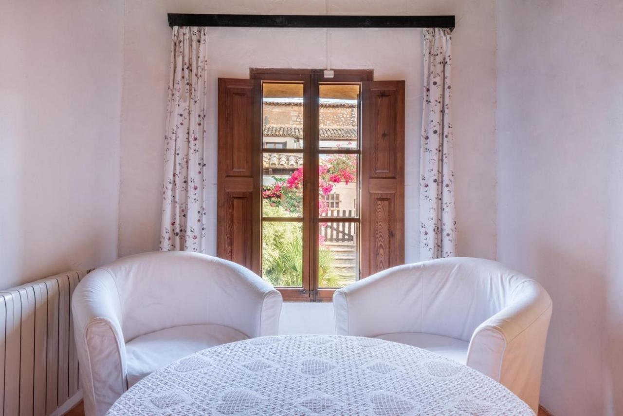 Son Vivot Country house *