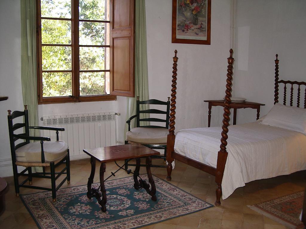 Son Vivot Country house *